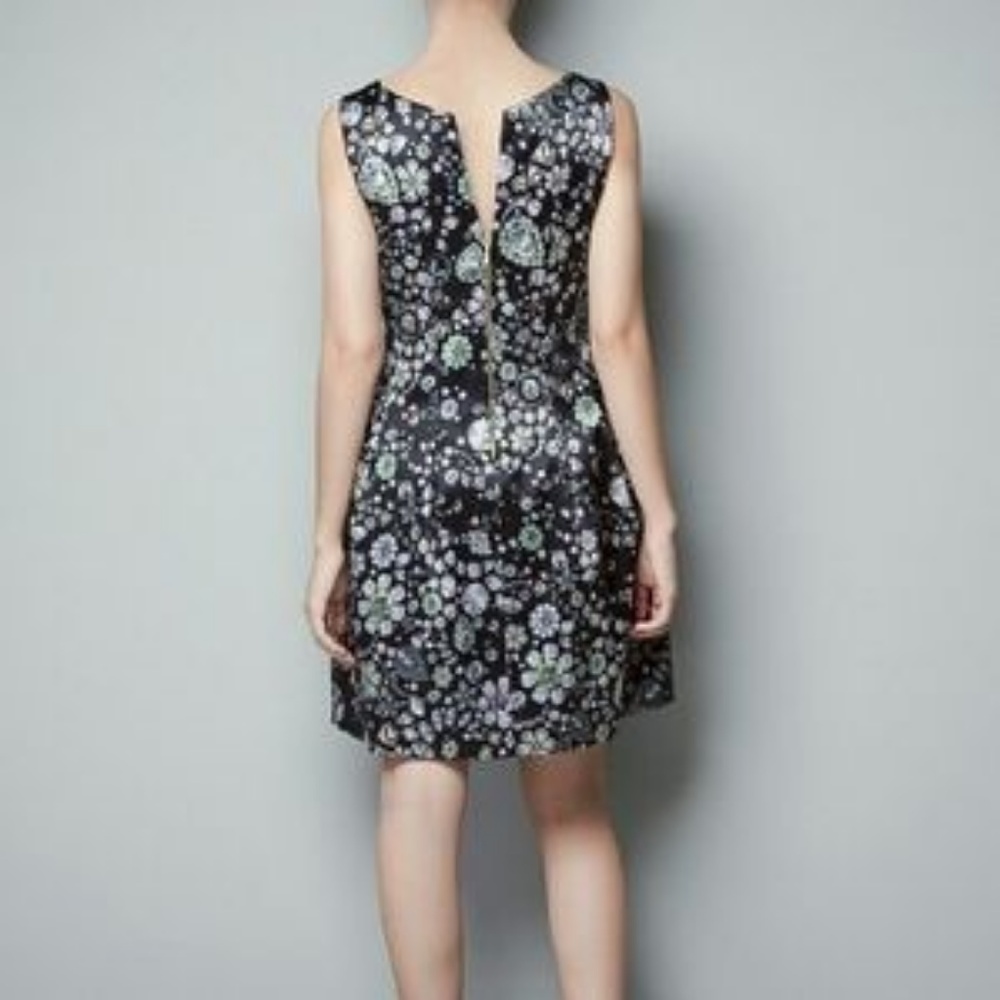 Zara Tulip Jewel Diamond Gemstone Print Dress (M) - Picture 7 of 7